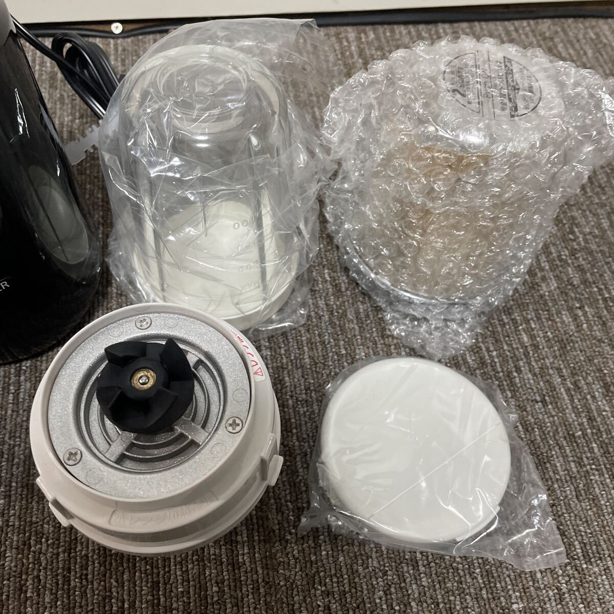 未使用品！イワタニ Iwatani クラッシュミルサーSP IFM-C20G-SP スペシャルセット 調理器具 ミキサー_画像3