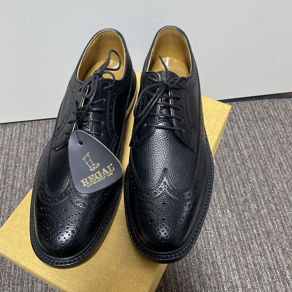 未使用品！！REGAL リーガル 革靴 ビジネスシューズ ブラック　ウイングチップ 型押し加工　2585N サイズ写真参考_画像2