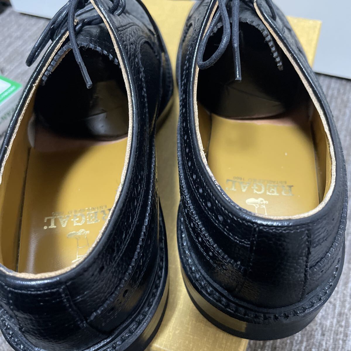 未使用品！！REGAL リーガル 革靴 ビジネスシューズ ブラック　ウイングチップ 型押し加工　2585N サイズ写真参考_画像5