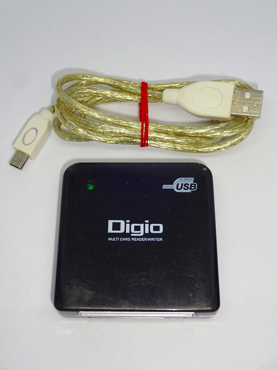 USB接続 カードリーダー LOAS CRW-7M24BK MS/CF/スマートメディア等対応_画像1