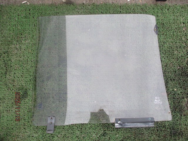 (0443)20DKC プジョー 205 CTI カブリオレ 左側ドアガラス ウィンドウ_画像2