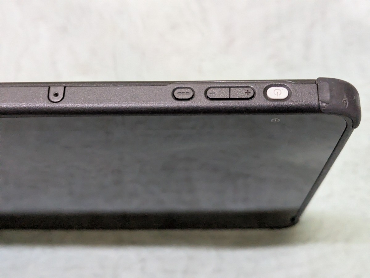 Fujitsu タブレット ARROWS Tab Q5010/DEG Celeron SSD 128GB / Windows11_画像4