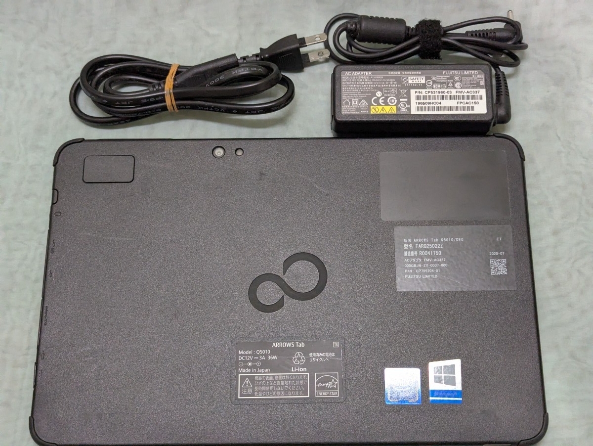 Fujitsu タブレット ARROWS Tab Q5010/DEG Celeron SSD 128GB / Windows11_画像6