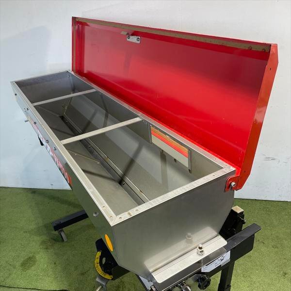 肥料散布機 グランドソワー タイショー PX-1700 トラクター用 DC12V 注意点あり ■コントローラーと金具なし■ 中古 農機具 Cs252307_画像5