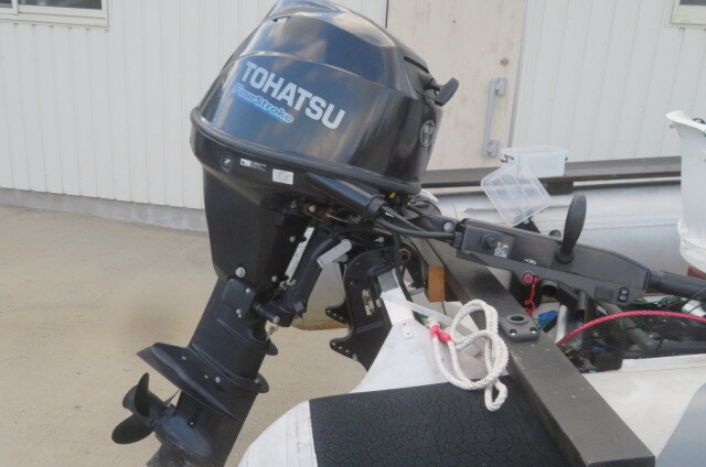 トーハツ３０馬力L 油圧チルト、セル付きバーハンドル　機関良好_画像1