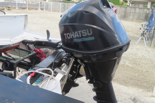 トーハツ３０馬力L 油圧チルト、セル付きバーハンドル　機関良好_画像3