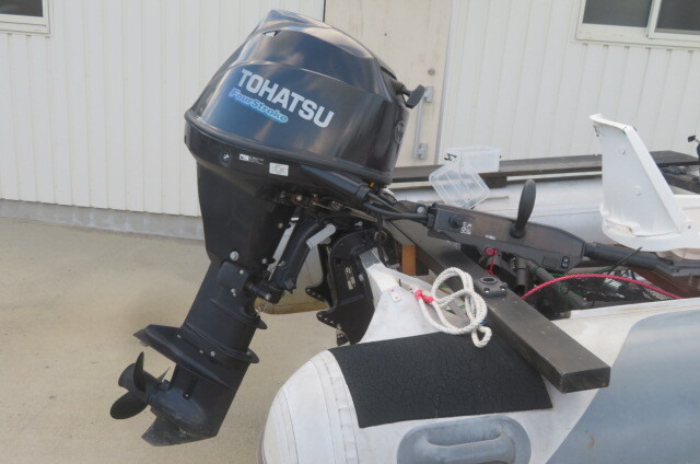 トーハツ３０馬力L 油圧チルト、セル付きバーハンドル　機関良好_画像4