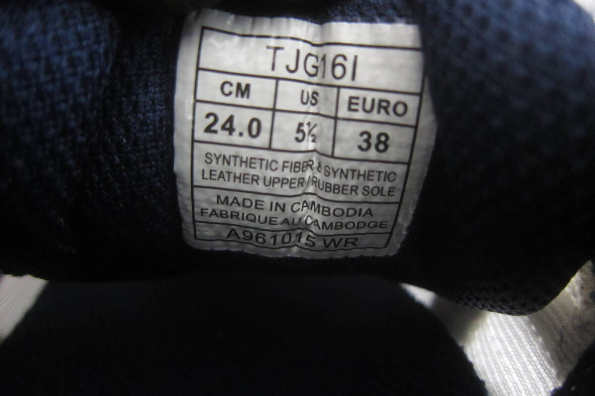 着用極少 asics アシックス TJG16I 靴 ランニングシューズ スニーカー 24㎝ 白×紺 O2511D_画像5