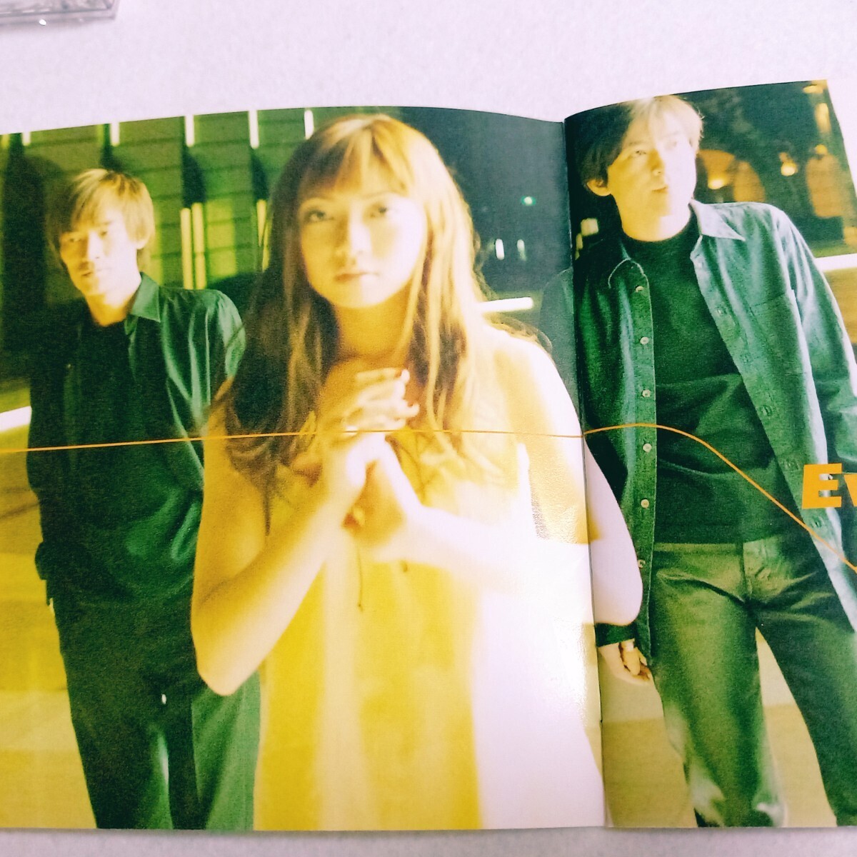 Every Little Thing / Every Best Single +3 ベスト アルバム CD 全15曲 スリーブケース付 ELT 持田香織 伊藤一朗 五十嵐充 Dear My Friend_画像6