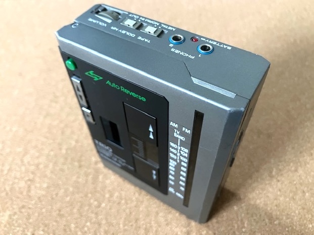 超レア TRIO トリオ CP-70 ステレオカセットプレーヤー 純正イヤホン コレクター向け_画像3