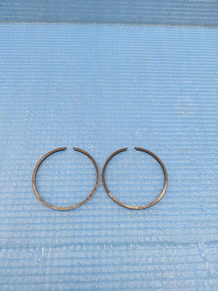 当時物 旧車 昭和レトロ スズキ純正 ピストンリング 検索)コレダ125 K125 S10 A100 B100 AC50 AC90 AS50 AS90 T50 T90 T125 ハスラー_画像3