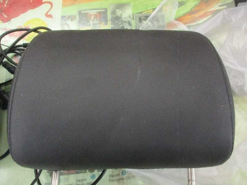 0600110279 ジャンク扱い！　7インチヘッドレストモニター(海外製) 左右セット　川越_画像4