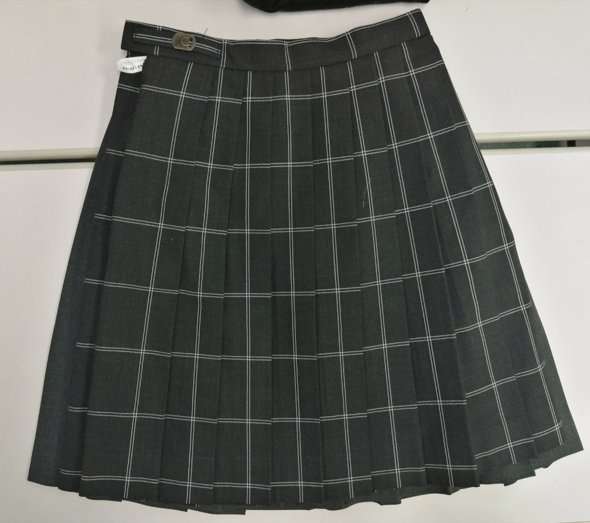  Okayama префектура [ Sanyo женщина средняя школа ] женщина форма зима одежда летняя одежда sailor 155A. летняя одежда зима одежда юбка (W60.L48). кардиган белый цвет чёрный цвет. указание лента ( зеленый цвет ) 7 позиций комплект 