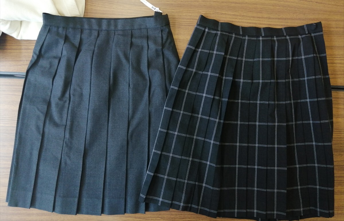 岡山県[山陽女子高校]女子制服 冬服夏服セーラー170A.夏服冬服スカート(W72.L57).カーディガン(白色L).指定リボン(緑色) 6点セット_画像10