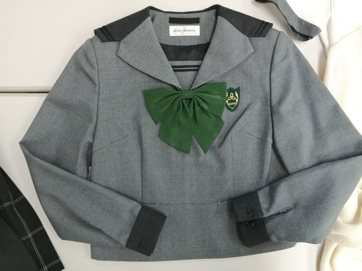  Okayama префектура [ Sanyo женщина средняя школа ] женщина форма зима одежда летняя одежда sailor 155A. летняя одежда зима одежда юбка (W60.L48). кардиган белый цвет чёрный цвет. указание лента ( зеленый цвет ) 7 позиций комплект 