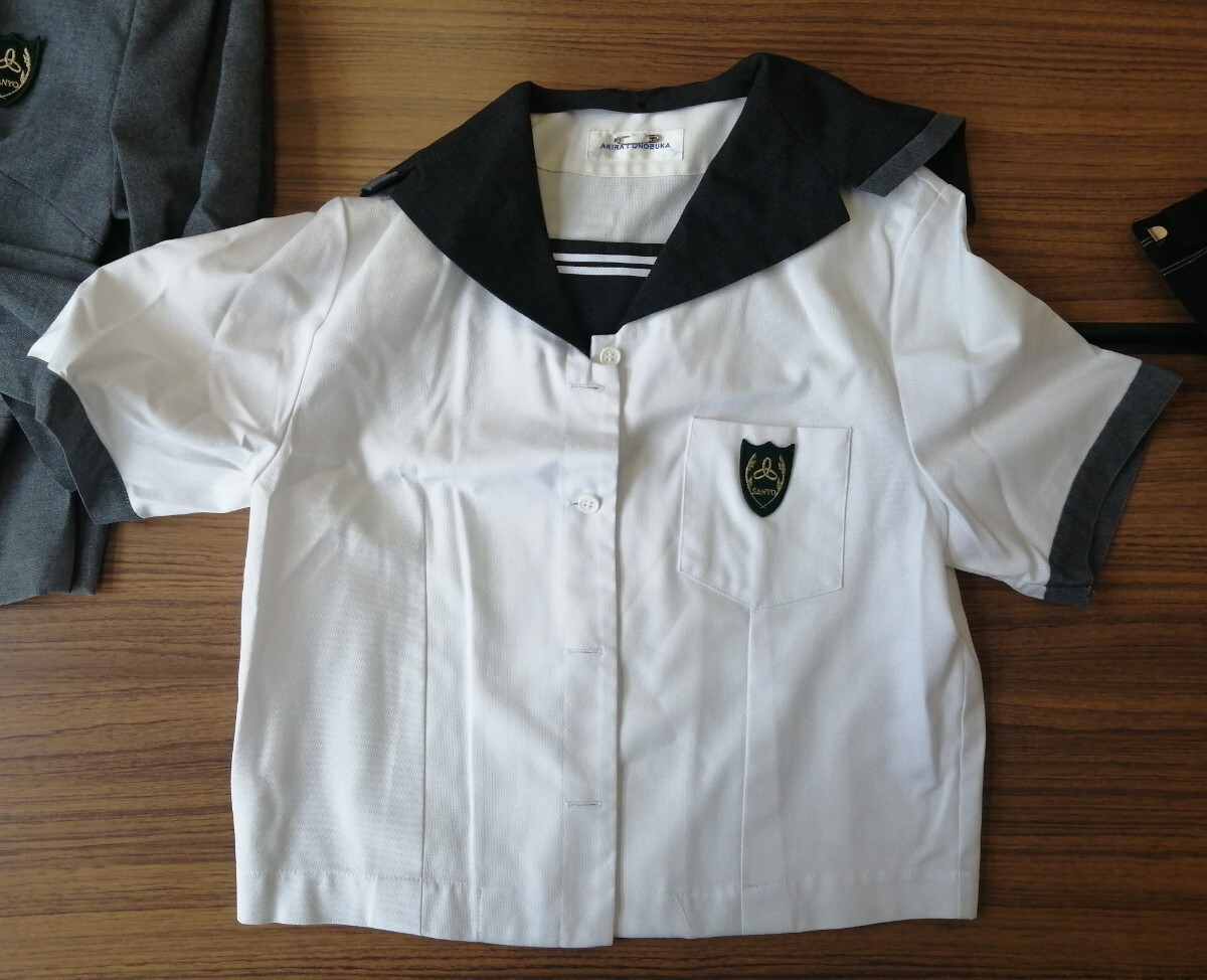 岡山県[山陽女子高校]女子制服 冬服夏服セーラー170A.夏服冬服スカート(W72.L57).カーディガン(白色L).指定リボン(緑色) 6点セット_画像3