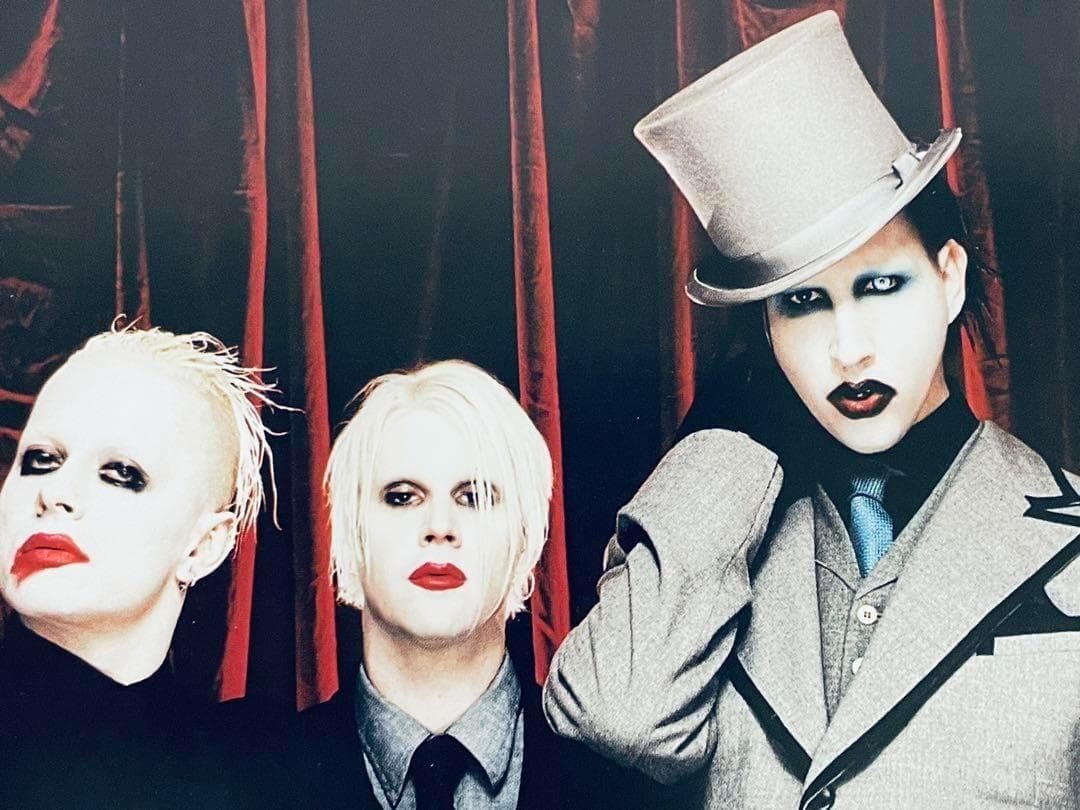 マリリン・マンソン　ポスター風アートフレーム　雑誌切り抜き　A4額縁付き　C_画像4