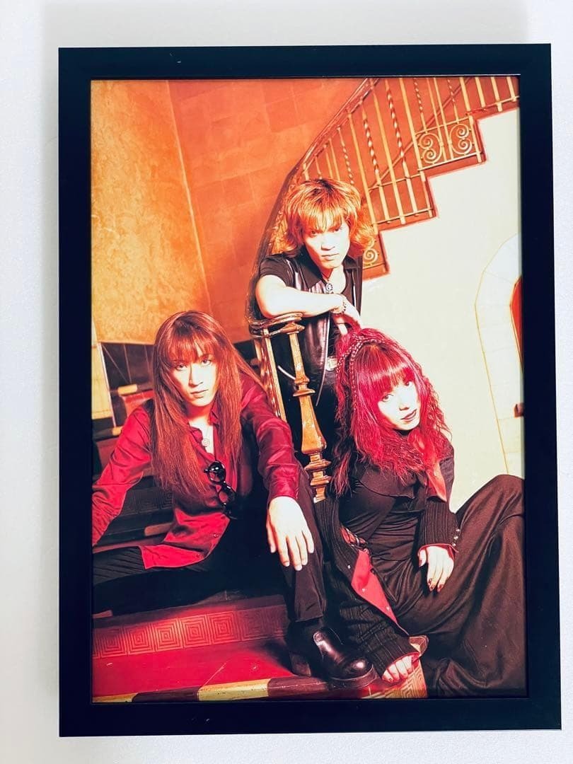 SHAZNA　ポスター風アートフレーム　雑誌切り抜き　A4額付き　C　IZAM_画像1