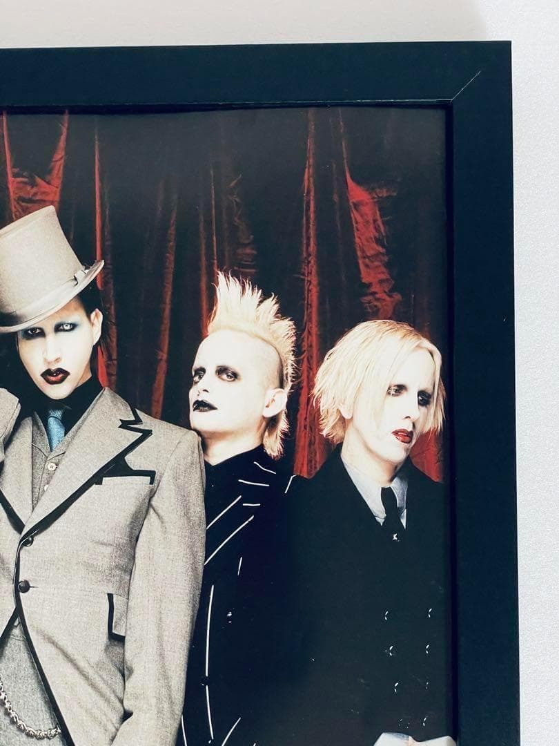 マリリン・マンソン　ポスター風アートフレーム　雑誌切り抜き　A4額縁付き　C_画像7