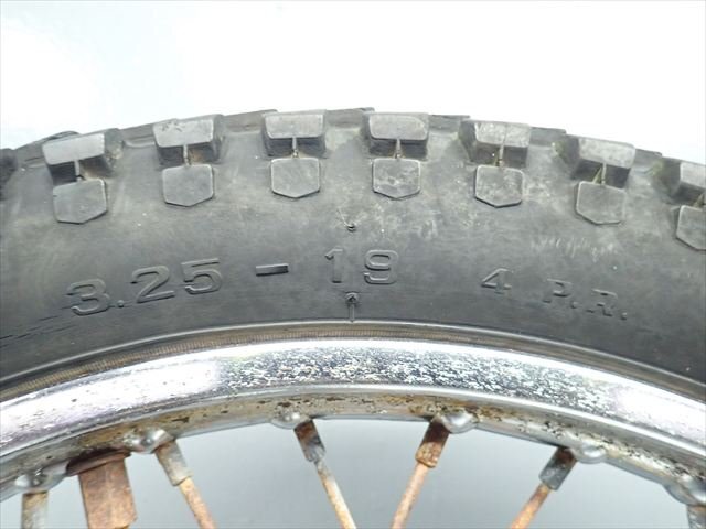 β251015-4 スズキ ハスラー250 HUSTLER TS2503 3型 (S46年式) フロントホイール 振れ無 リム打ち無 タイヤは要交換で_画像7