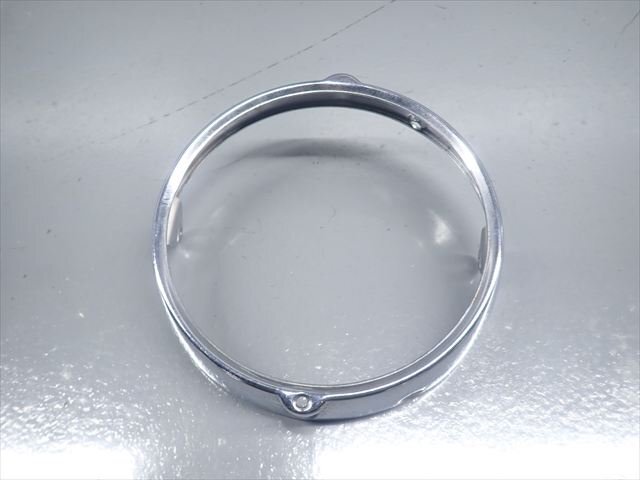 ε251125-25 カワサキ W1 500SS ヘッドライトリム スタンレー 6-0752 破損無し！_画像1