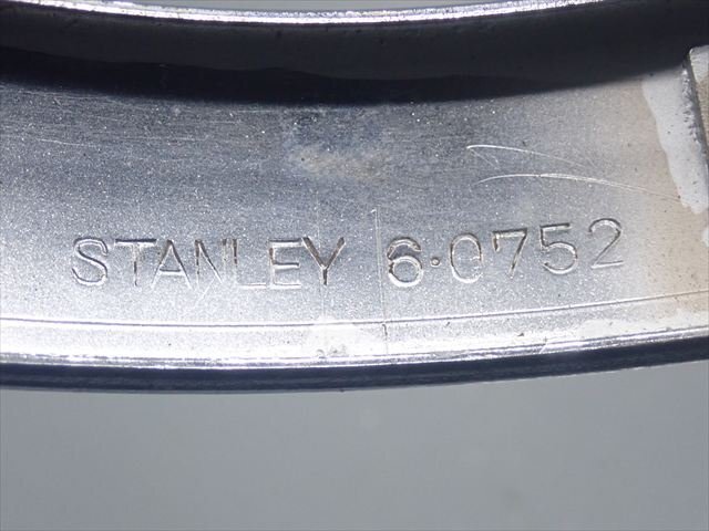 ε251125-25 カワサキ W1 500SS ヘッドライトリム スタンレー 6-0752 破損無し！_画像2