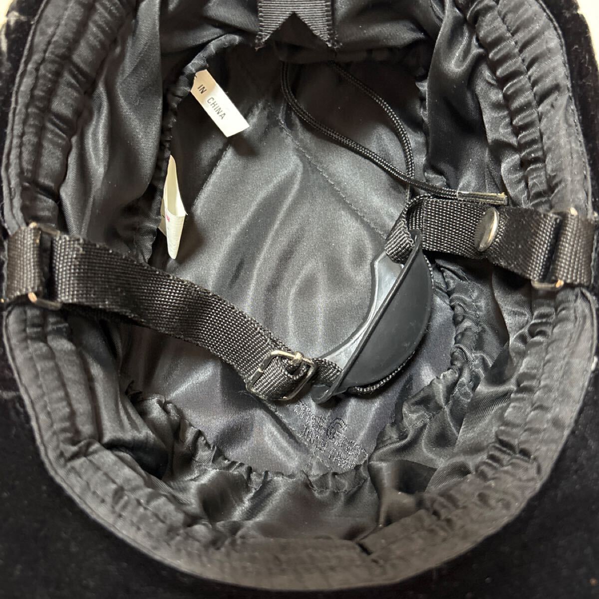 乗馬用ヘルメット ブラック ヘルメット　57cm 上質　ベロア_画像9