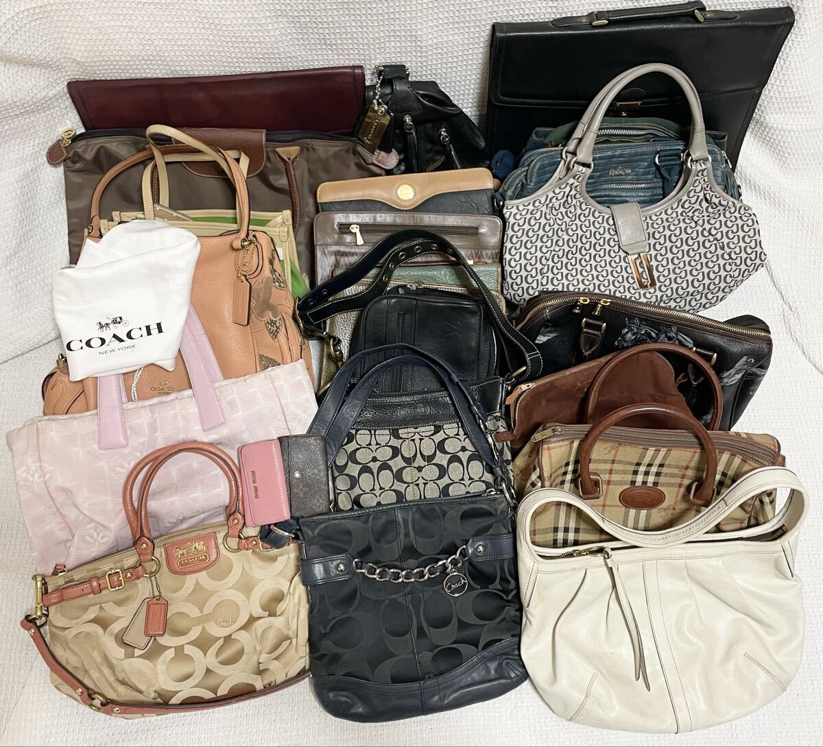 1円〜コーチ COACH バーバリー シャネル ルイヴィトン ミュウミュウ ロンシャン 他 ワンショルダーバッグ 小物 ブランド まとめ 24点 y2k _画像1