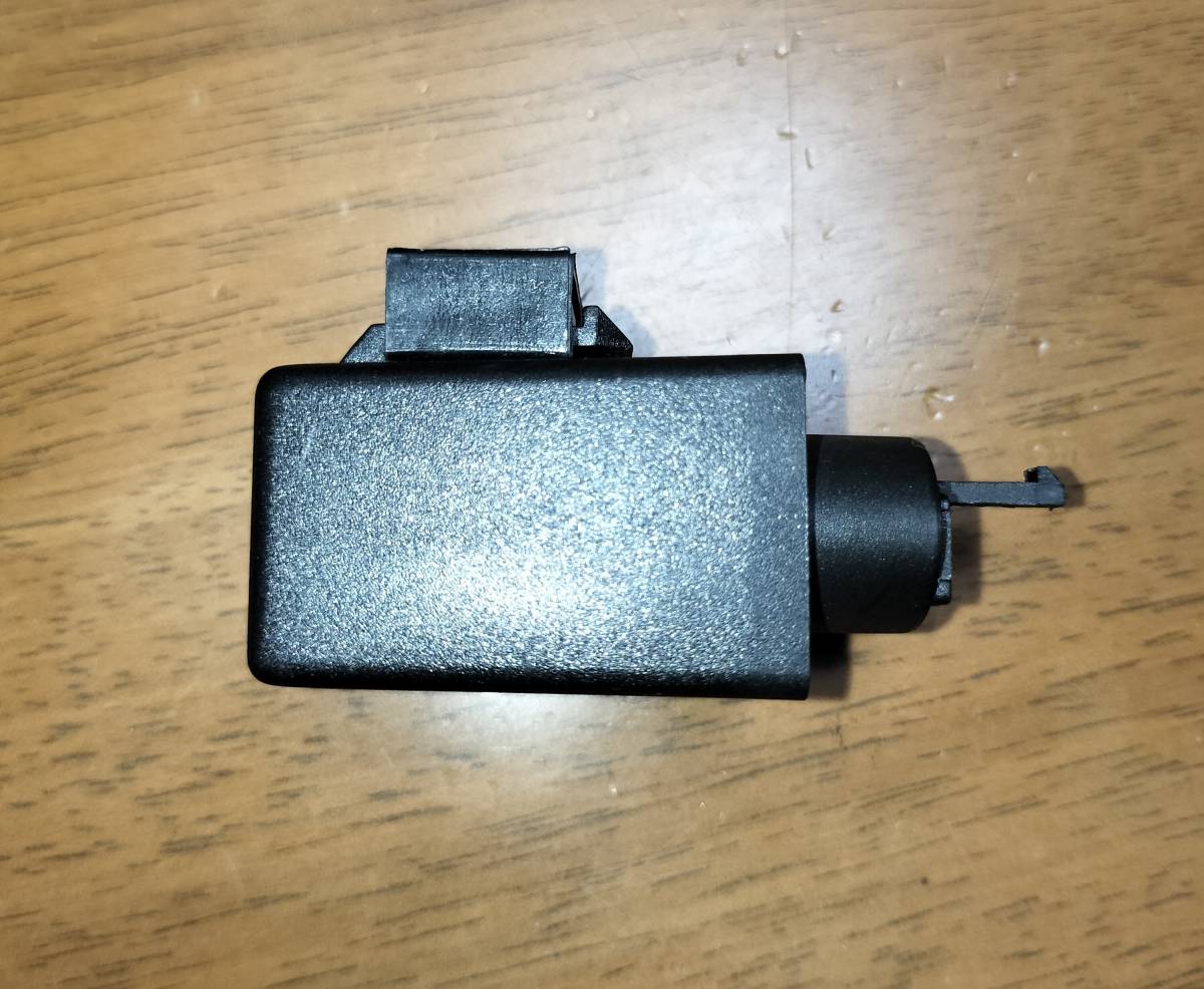 ICウインカーリレー ウインカーのLED化に！ 3ピン ２ピンでもOK! ゼファー エストレア Dトラッカー スーパーシェルパ ZZR Ninja ZRX W650_画像3