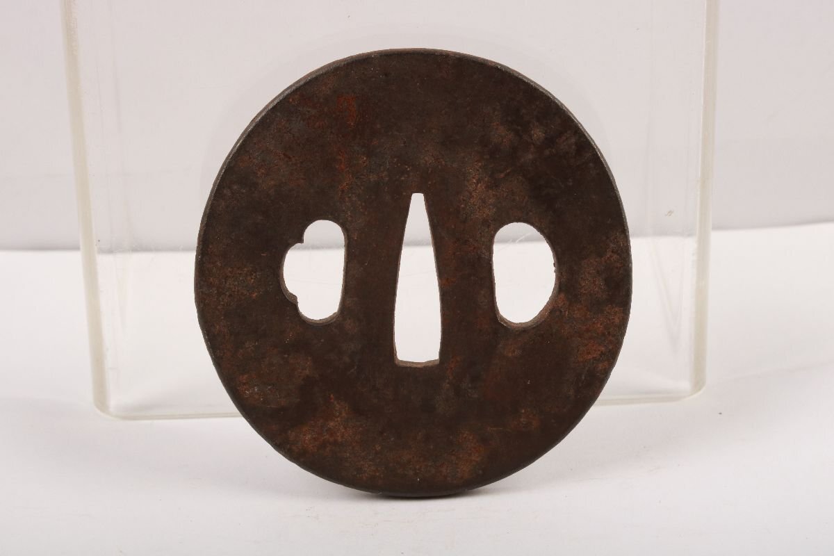 [.. магазин .] меч . изобразительное искусство / Edo период / нет ./ металлический земля .. цветная роспись . map круг форма гарда меча /K-1096( поиск ) гарда меча /./ японский меч / меч принадлежности 