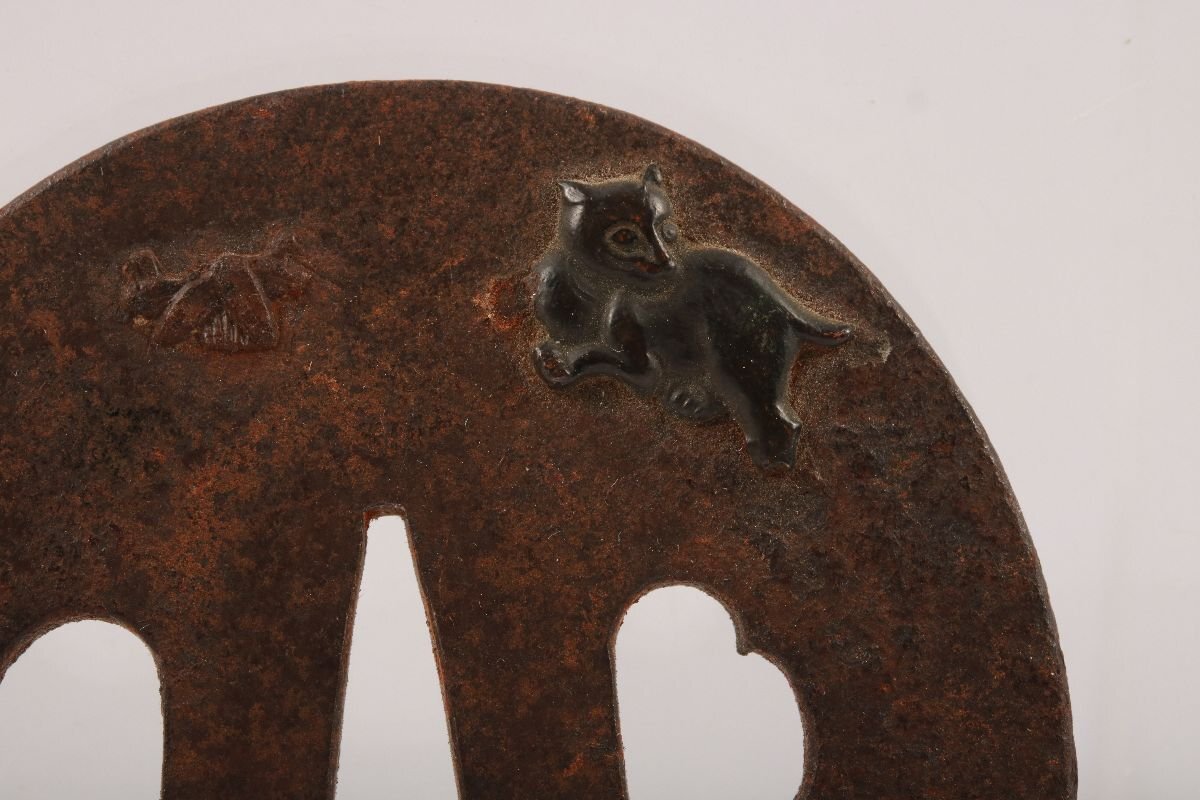 [.. магазин .] меч . изобразительное искусство / Edo период / нет ./ металлический земля .. цветная роспись . map круг форма гарда меча /K-1096( поиск ) гарда меча /./ японский меч / меч принадлежности 