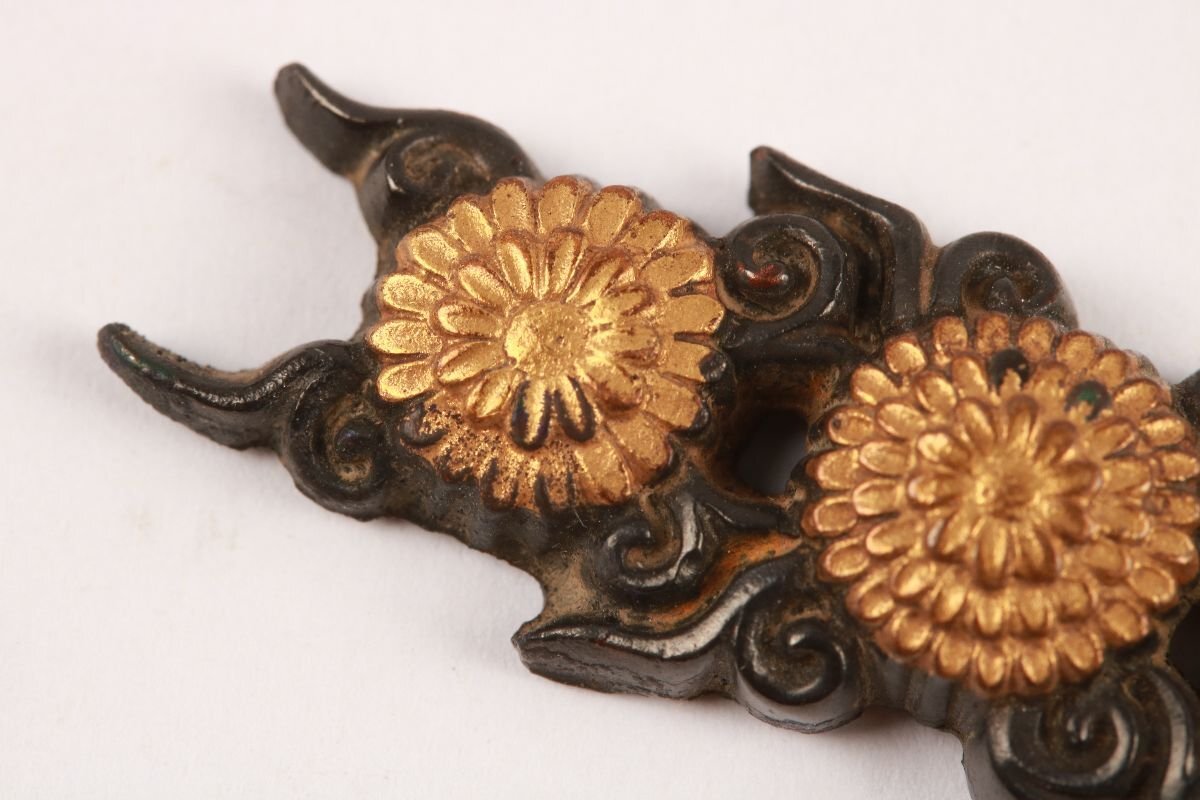 [.. магазин .] меч . изобразительное искусство / Edo период / нет ./ медь земля полосный . map глаз . один на /K-1249( поиск ) антиквариат / японский меч / меч принадлежности / глаз .