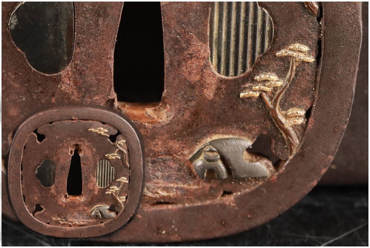 [.. магазин .] меч . изобразительное искусство / Edo период / нет ./ металлический металлы .... глаз ... Matsushita . Япония дом магазин .. квадратная форма гарда меча /150g/K-666( поиск ) гарда меча /./ японский меч / меч принадлежности /. голова / глаз .