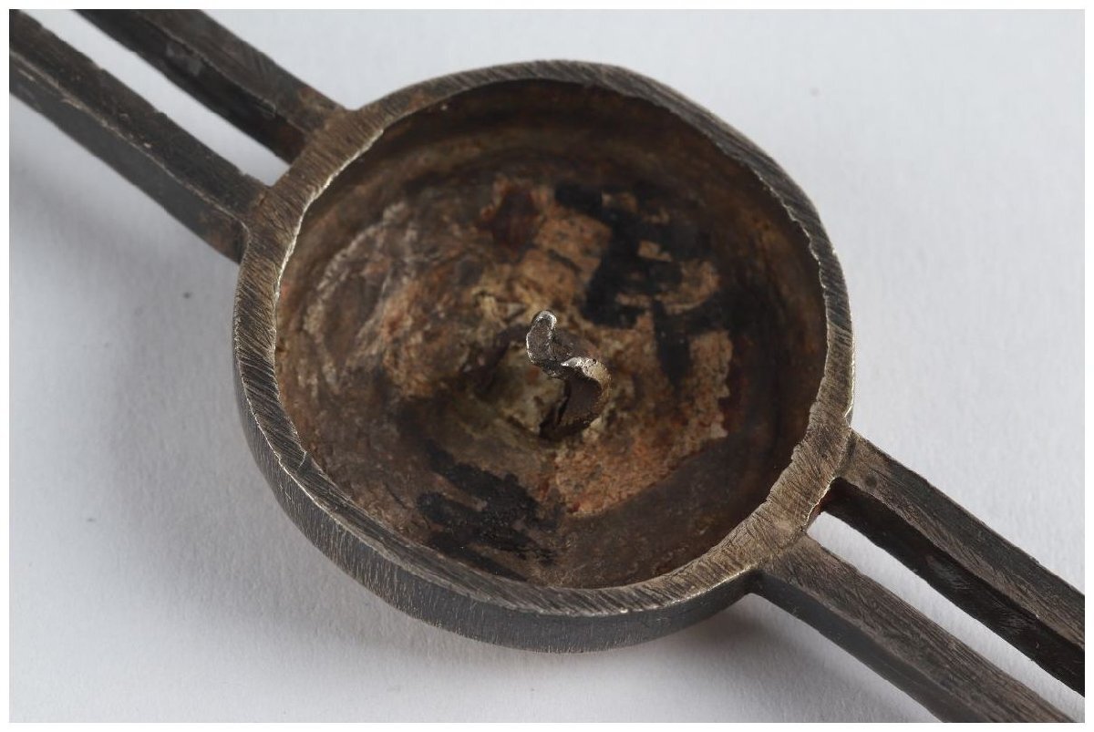 [.. магазин .] меч . изобразительное искусство / Edo период / нет ./ медь рыба .. земля серебряный ..... лист map глаз ./35g/K-796( поиск ) гарда меча /./ японский меч / меч принадлежности /. голова / глаз .