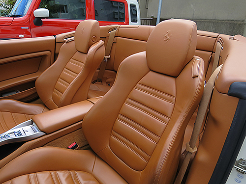 ☆フェラーリ　カリフォルニア　左ハンドル　ビアンコアブス　オプション２０インチアルミ　パワークラフトマフラー　売り切ります☆_画像7