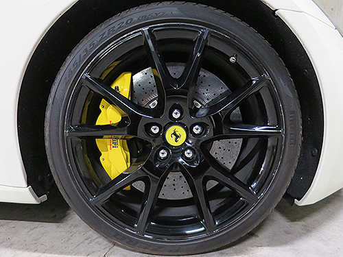 ☆フェラーリ　カリフォルニア　左ハンドル　ビアンコアブス　オプション２０インチアルミ　パワークラフトマフラー　売り切ります☆_画像10