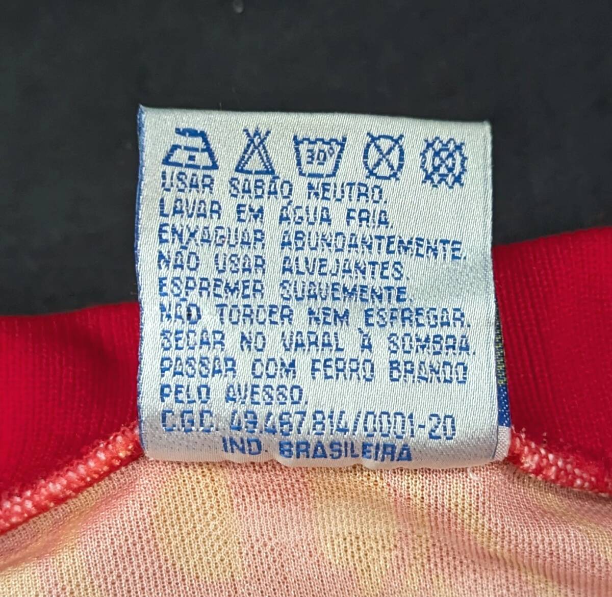 5230C 送料185円♪ ヴィンテージ 90's 90年代 DELLERBA デレルバ ブラジル製 昇華プリント ビッグロゴ サッカーシャツ P(S)_画像5