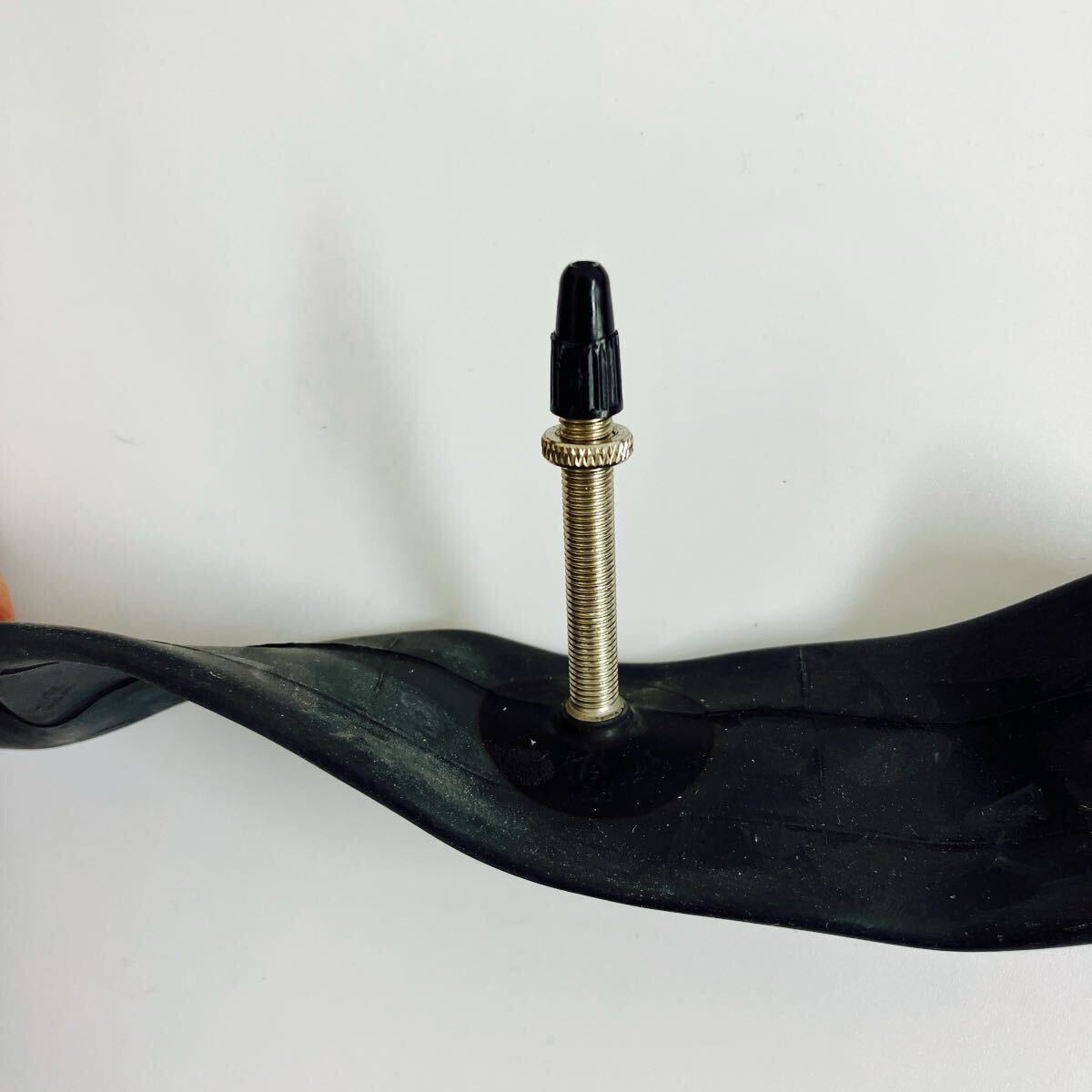 20x1.75-2.125インチ 2個 仏式バルブ 48mm 未使用品 自転車 チューブ ノーブランド 20インチ 予備 小径 ミニベロ パンク修理 管理700-2プラ_画像4