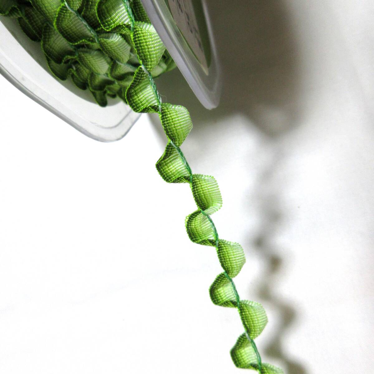 ヴィンテージ　フリルリボン　3メートル　人形　カルトナージュ　飾り_画像1