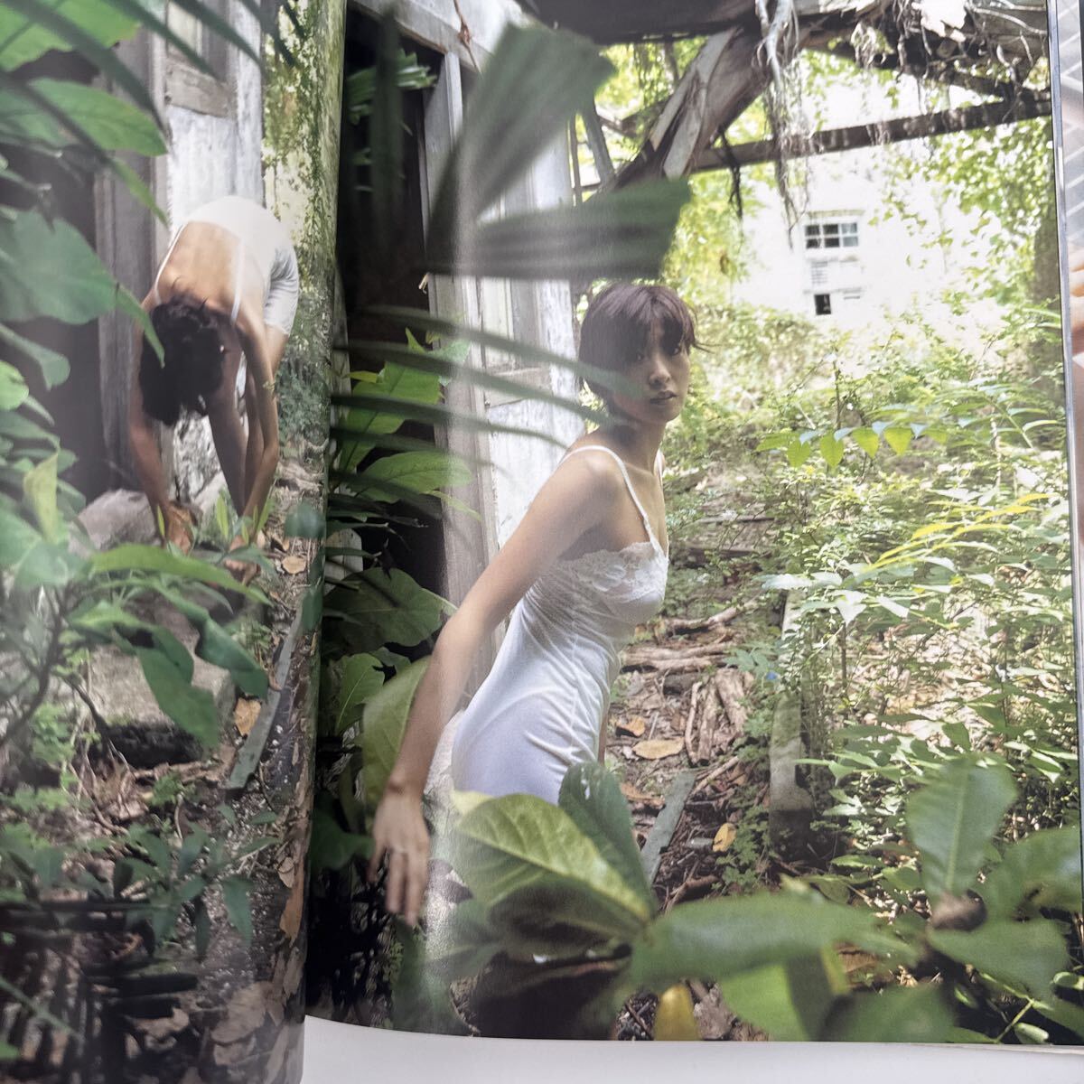 ★★中古　中島史恵 写真集 匂い Fragrance シェイプUPガールズ★★　管理番号ZA_画像4