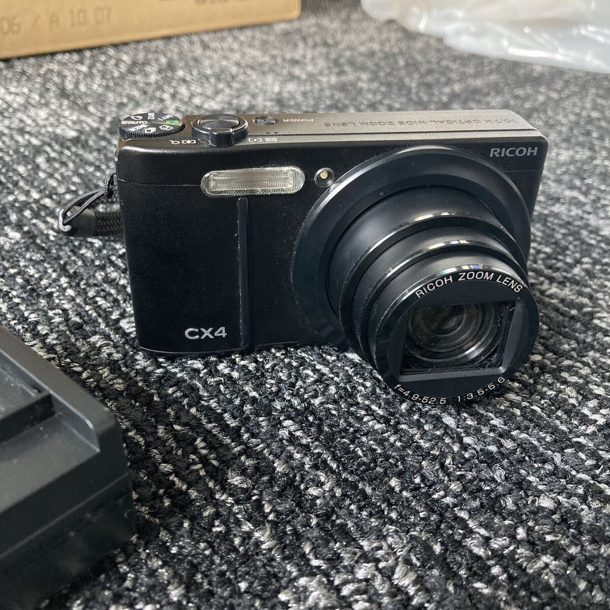 1円から！ デジカメ RICOH CX4 美品　稼働　商品管理番号113_画像2