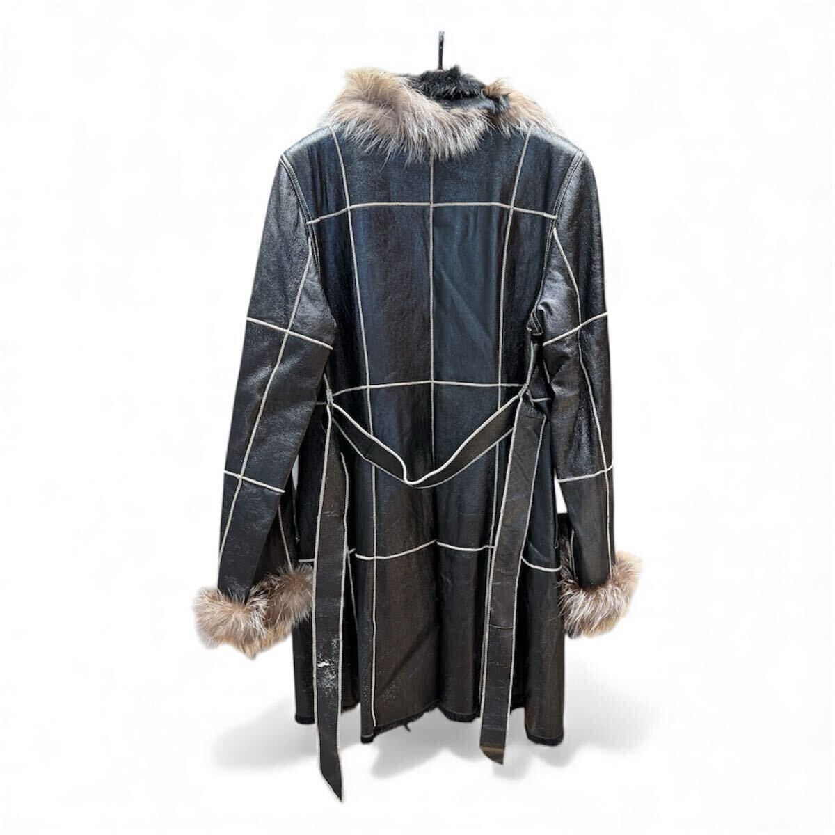 1円〜!未使用品 毛皮コート毛皮ブラック 黒 レザー ファー ミドル丈 着丈約86cm 身幅約48cm Mサイズ_画像2