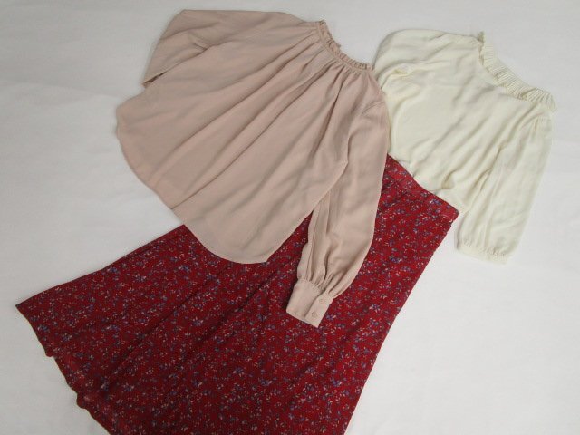 美品 AUNT MARIE'S等 ブラウス+POブラウス+ロングフレアスカート コーデ3点セット M相当 白系/ピンク系/赤地 花 フェミニン系 20代～30代_画像3