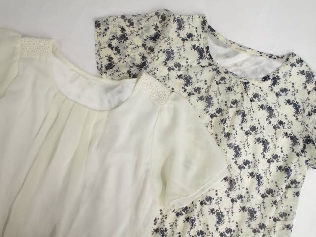 美品 Lacifonelli等 半袖POブラウス2点+クロップドパンツ コーデ3点セット L相当 アイボリー地 紺 花柄/白系/紺 フェミニン系 20代・30代～_画像4