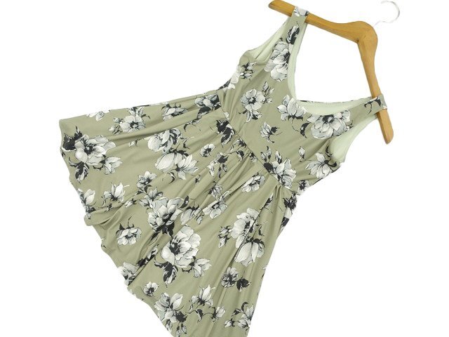 定価\12,000 新品タグ付 訳あり未使用品 COCO DEAL ノースリーブ Uネック チュニック 2 グリーン地 花柄 【メール便可】_画像1