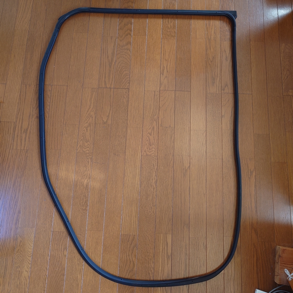 スズキ ハスラー(DAA-MR41S)左リアドア「ウェザーストリップゴム」【中古】送料込_画像1