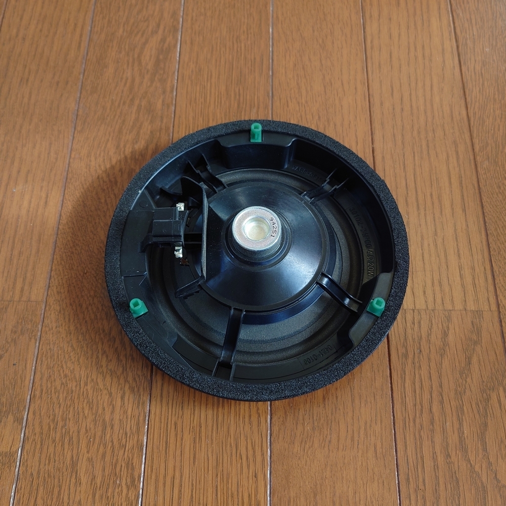 スズキ ハスラー（DAA-MR41S）左リアドア「スピーカー」【中古】送料込_画像2