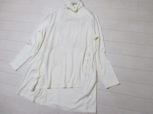 ヒロココシノ*HIROKO KOSHINO　刺繍ウールデザインチュニックプルオーバー　38　日本製_画像3