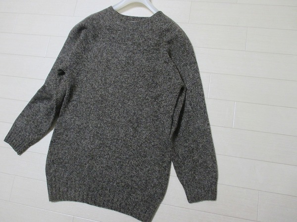 John Tulloch*ジョンタロック × ユナイテッドアローズ　スコットランド製　ウールニット霜降りセーター　BEAUTY＆YOUTH_画像2