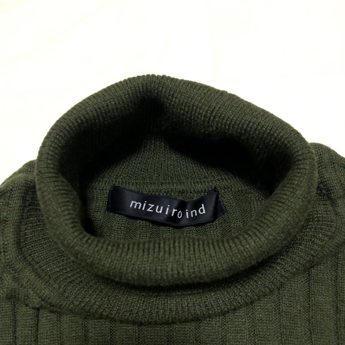 【人気】mizuiroind ミズイロインド リブニットセーター タートルネック レディース 古着 HW-152_画像4